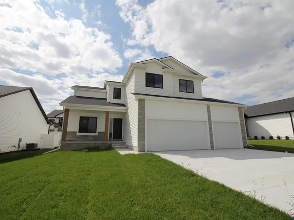8101 S 69th St, Lincoln, NE 68516