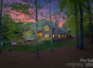 101 Valley Ranch Ln, Weddington, NC 28104