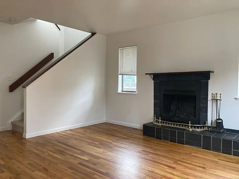 6490-6492 Barnacle Ct — Photo 2