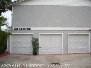 205 Cedar Rd APT 2, Vista, CA 92083