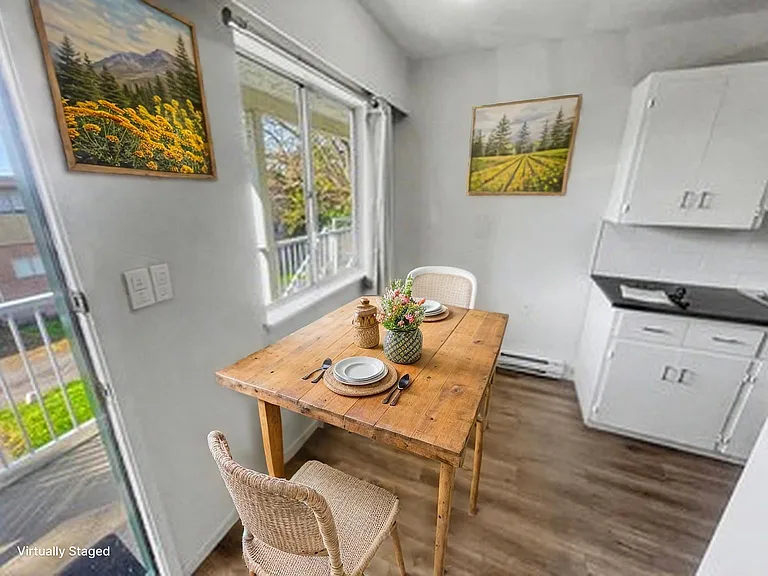 3498 Lovat Ave — Photo 5