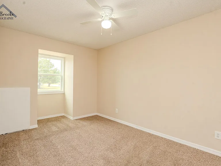 1215 N Pacific Ave — Photo 22