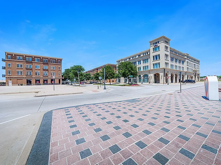 The Plaza at Frisco Square — Photo 20
