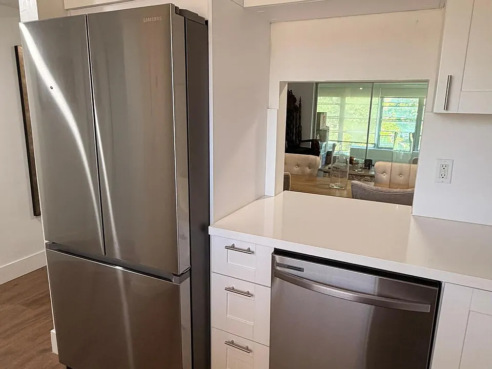 5750 NW 64th Ave #305
