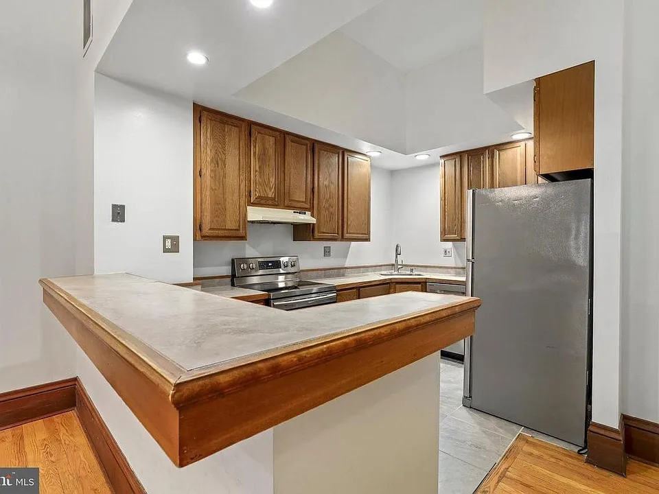 1331 T St NW #B