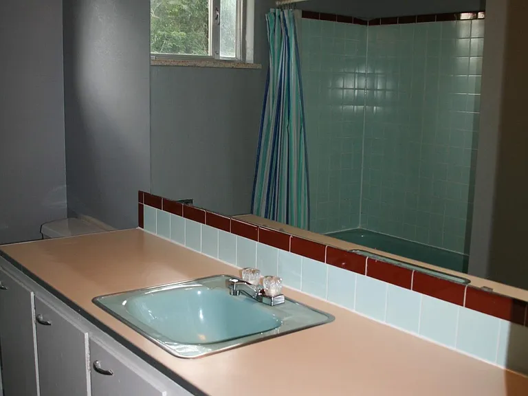 1320 Southridge Dr — Photo 10