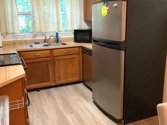 5th image of 12242 Stevenson Ct #12242