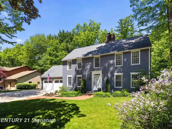 4212 Partridge Ln, Midland, MI 48640