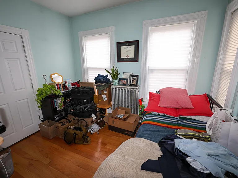 3 Foster St #1R — Photo 5