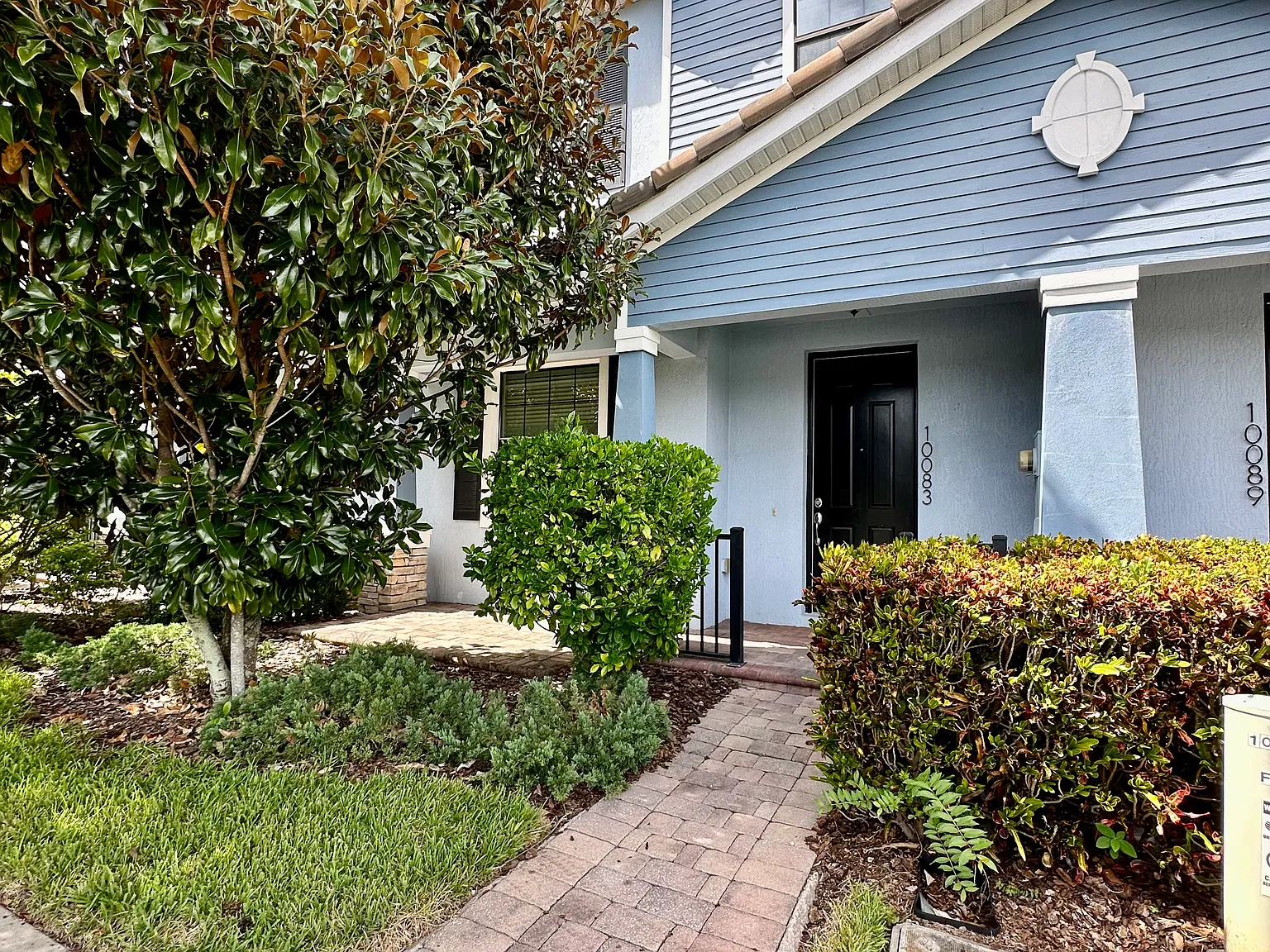 2 bed, 2.5 bath, 1639 sqft, $2,450 — Photo 1