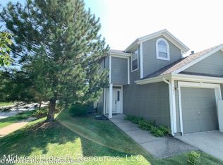 5587 NW Moonlight Meadow Dr #81-A, Lees Summit, MO 64064