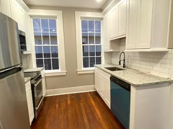 414-420 Wayne St, Savannah, GA 31401