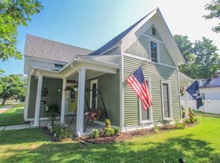 403 East St, Three Rivers, MI 49093