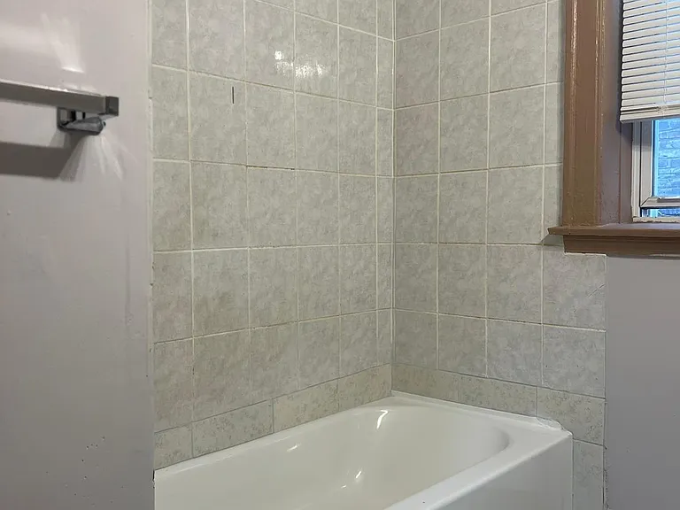 8253 S Maryland Ave #1 — Photo 18