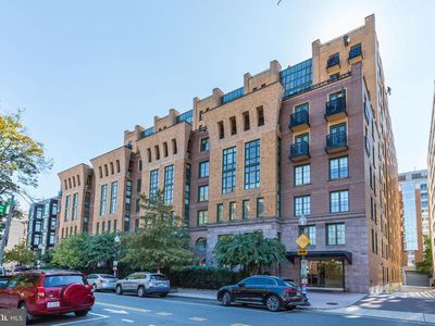 910 M St NW APT 508, Washington, DC, 20001