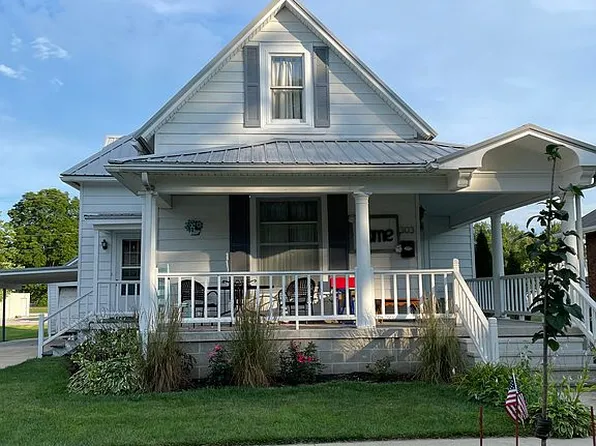 303 E Main St, Casey, IL 62420