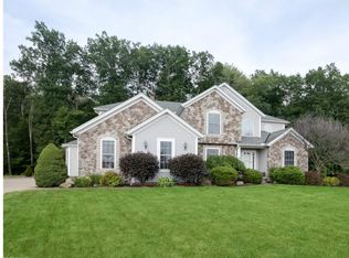 35925 Sedge Cir, Solon, OH 44139