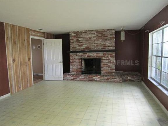 2nd image of 202 Overlook Dr