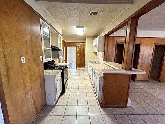 3rd image of 4150 Maddox St