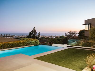 934 1st St, Manhattan Beach, CA, 90266