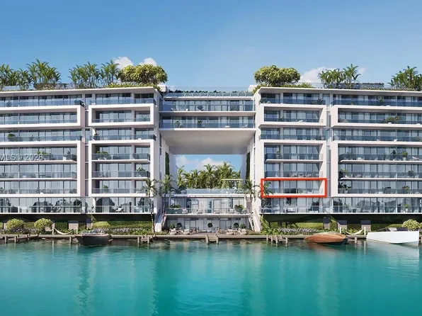 9221 E Bay Harbor Dr, Bay Harbor Islands, FL