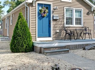 43 Sycamore Ave, Middletown, NJ 07748