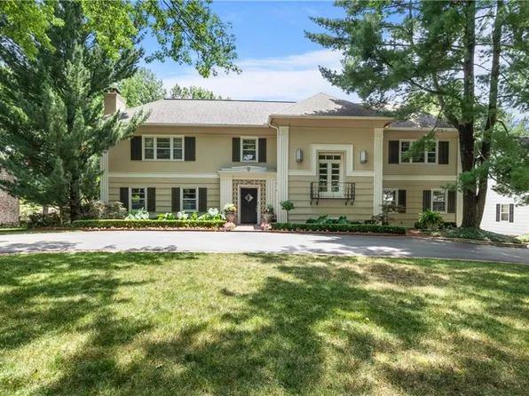 1223 W 63rd St, Kansas City, MO 64113