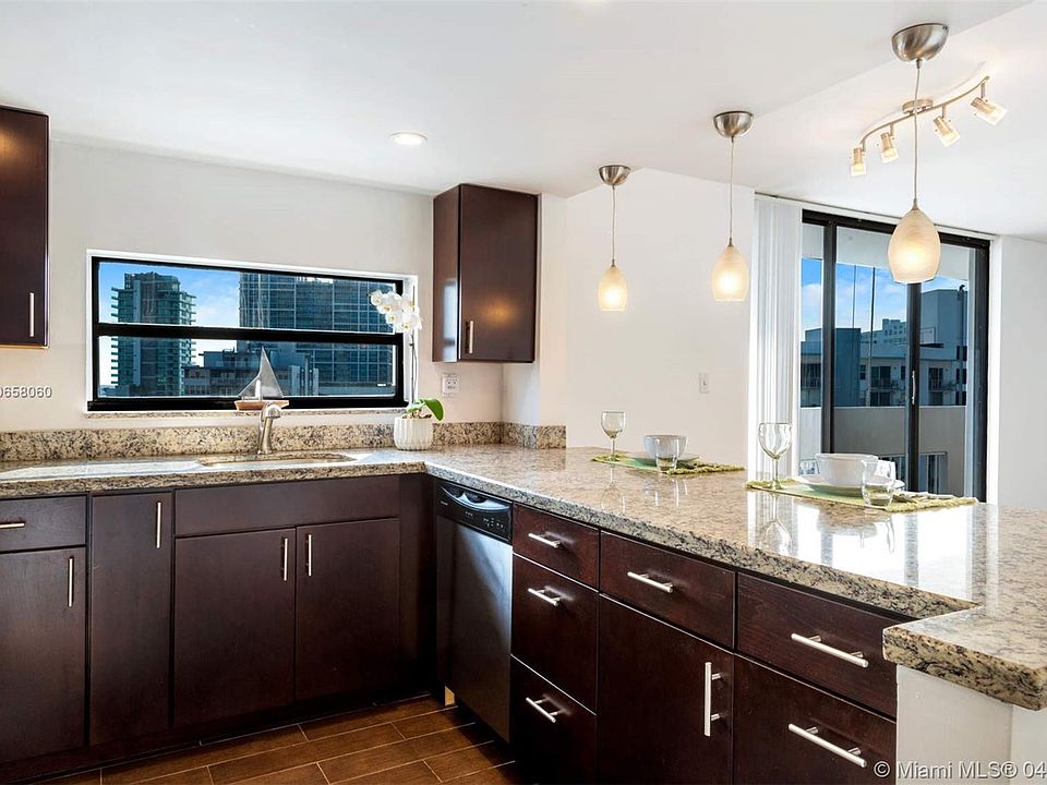 1st image of 6830 Indian Creek Dr #7A