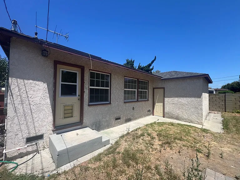 5016 Lorelei Ave — Photo 7