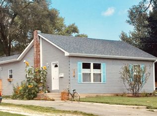 331 E Lincoln St, Sycamore, IL 60178