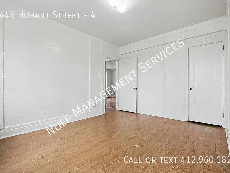 5646 Hobart St #4 — Photo 8