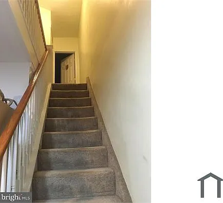 2202 S Woodstock St — Photo 8