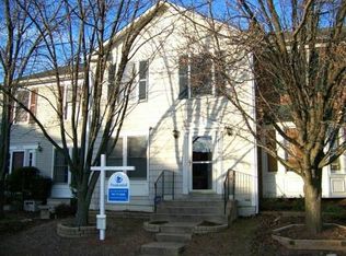 21190 Hedgerow Ter, Ashburn, VA 20147