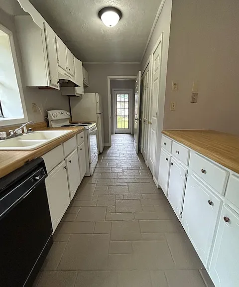 5536 Highway 182 E — Photo 8