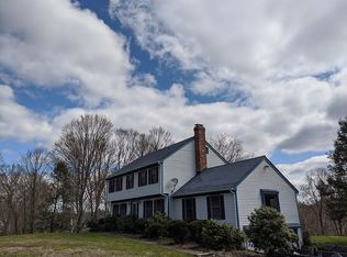 103 Huntingtown Rd, Newtown, CT 06470