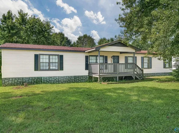 124 Helton Ave, Hazel Green, AL 35750