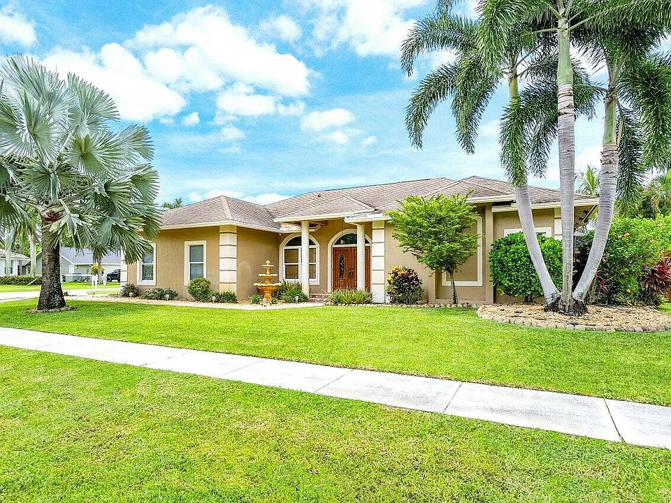 2665 Yarmouth Dr