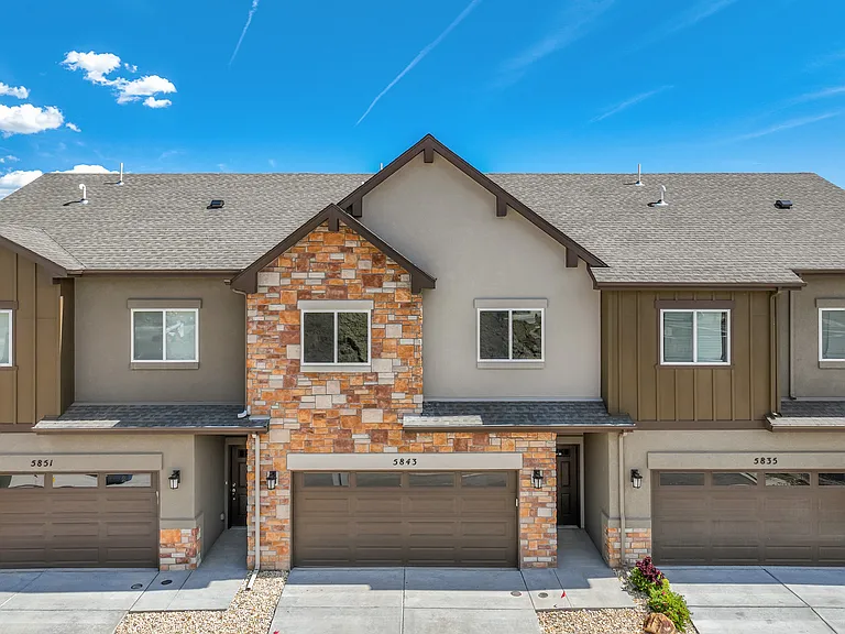 5763 Villa Lorenzo Dr — Photo 1