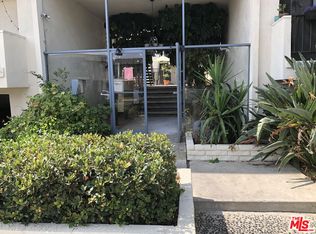 18600 Burbank Blvd #202, Tarzana, CA 91356