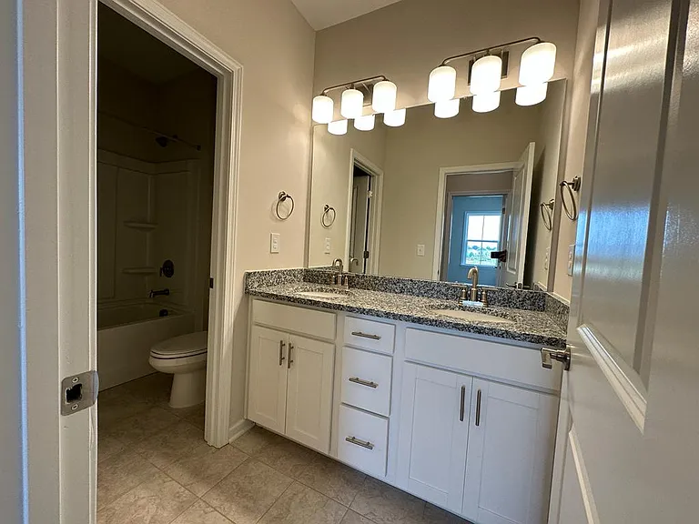 9233 Harwen Ln — Photo 22