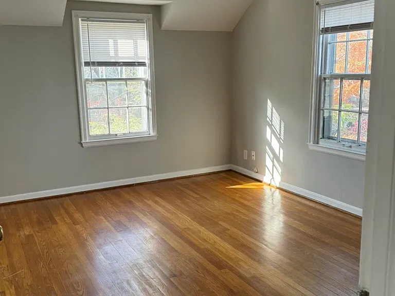 736 Chelsea Ave — Photo 22
