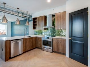 410 W University Ave #302, Gainesville, FL 32601