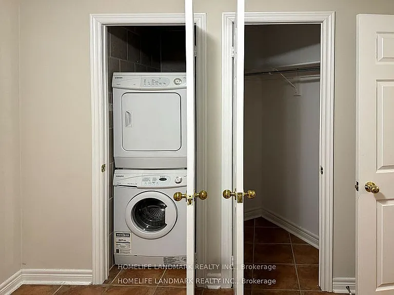 21 Tenbury Dr #A — Photo 3