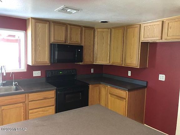 2nd image of 9930 E Bunker Hill Pl