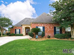 10761 Hill Pointe Ave, Baton Rouge, LA 70810