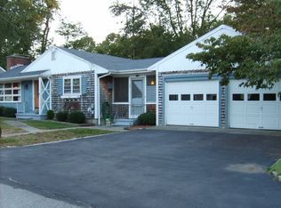 23 Cottage St, Warren, RI 02885