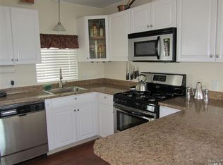 270 Colonial Park Dr, Santa Rosa, CA 95403