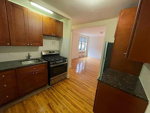 4th image of 72-15 37th Ave #62