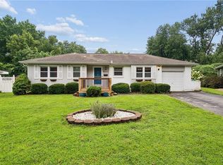 8605 W 80th Ter, Overland Park, KS 66204
