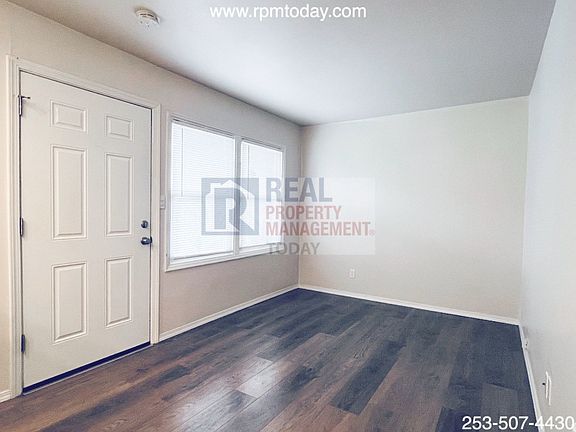 3rd image of 3841 S Park Ave APT 5